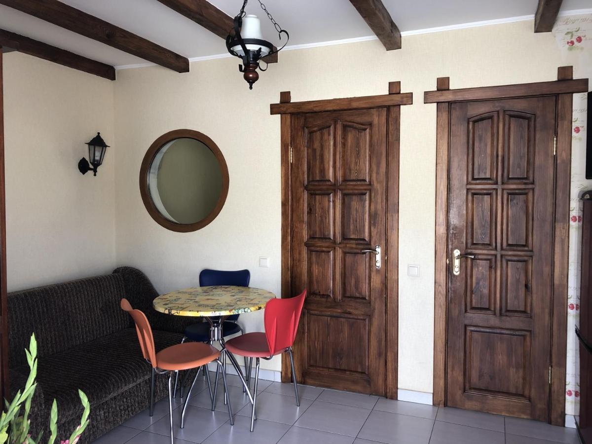 With Kitchen And Garden Apartment Kyiv